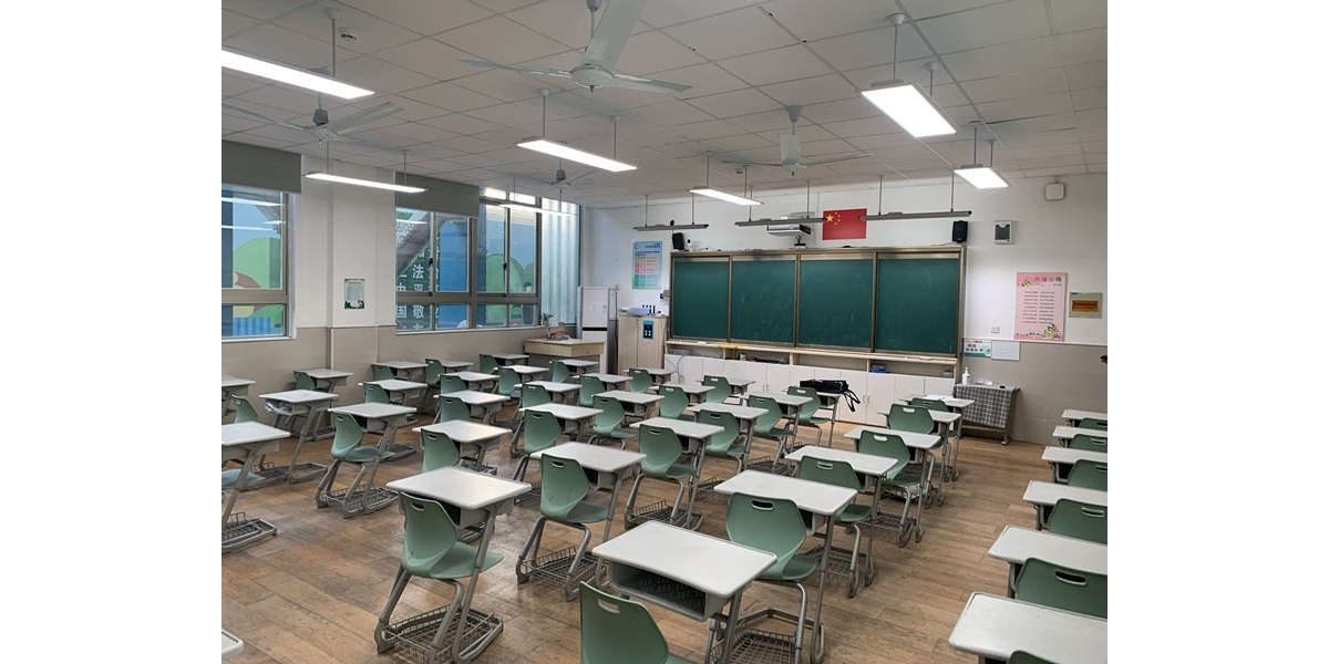 案例｜<i style='color:red'>上海七宝明强小学</i>(东校区)教室照明灯具升级改造，助力开学季~